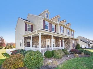 673 Truman Ct, Harleysville, PA 19438
