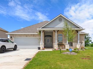 9805 Bridlewood Ln, Waco, TX 76708