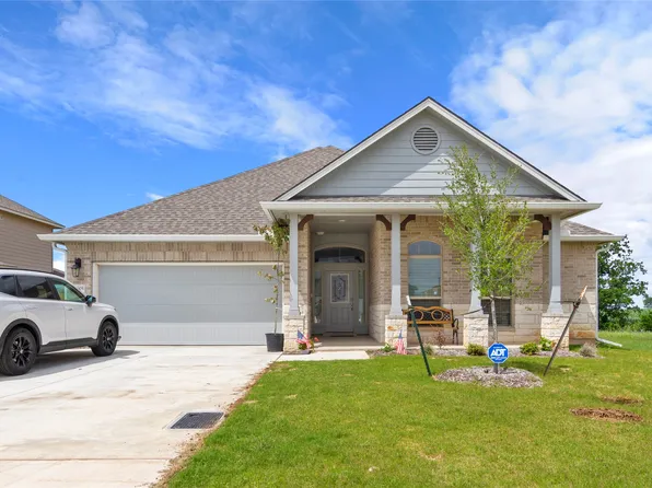 9805 Bridlewood Ln, Waco, TX 76708