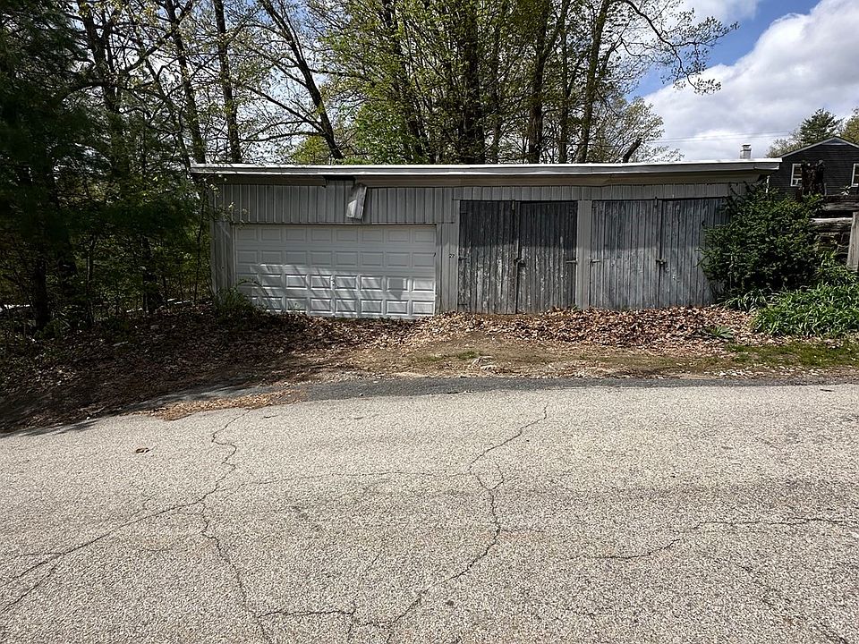 1st image of 27 Carlin St