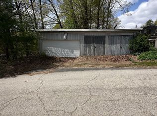 27 Carlin St, Athol, MA 01331