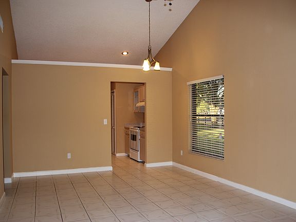 4th image of 332 Eron Way