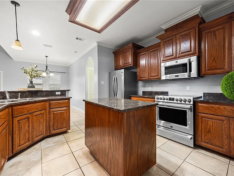 8201 Azimuth Ct — Photo 10