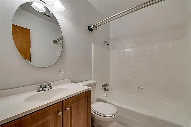 3511 Creek View Dr — Photo 8