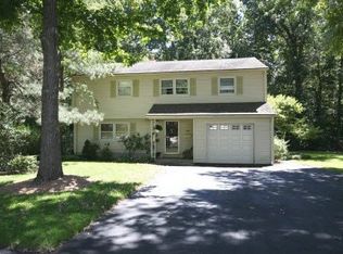 80 Distler Ave, West Caldwell, NJ 07006