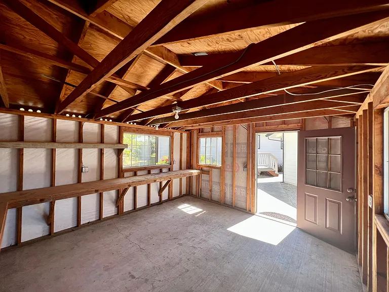 5297 Lone Pine Rd — Photo 19