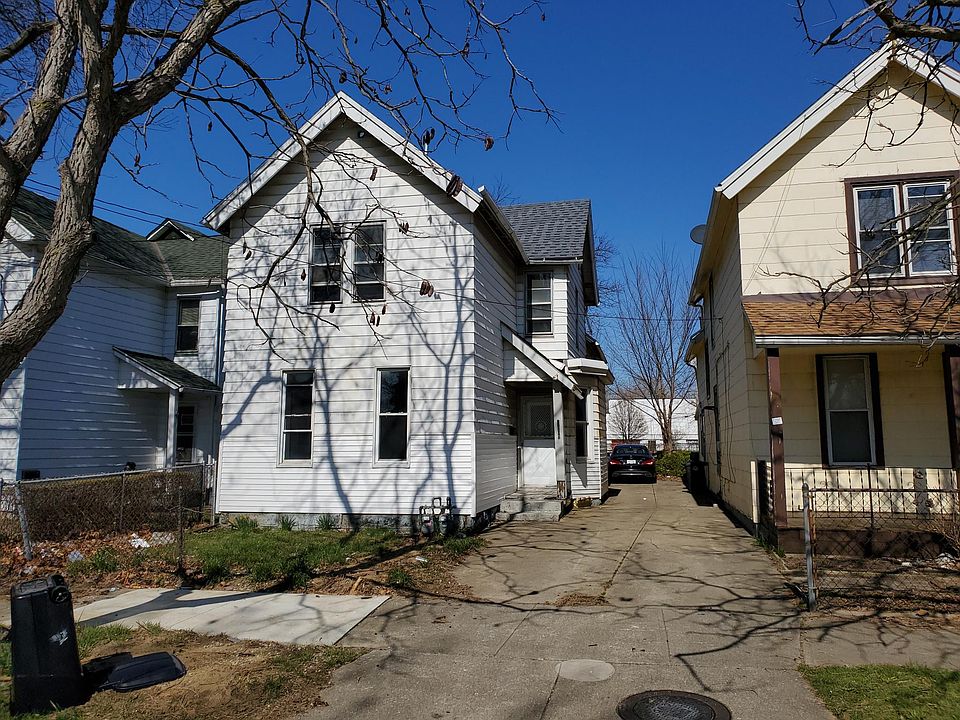 1st image of 1409 E 47th St