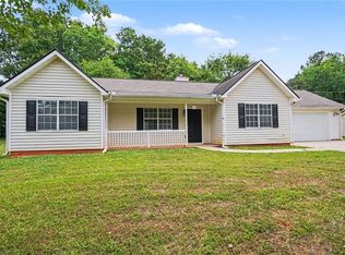66 Mallie Ct, Hampton, GA 30228