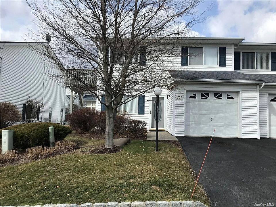 1st image of 257 Tamerisk Ln