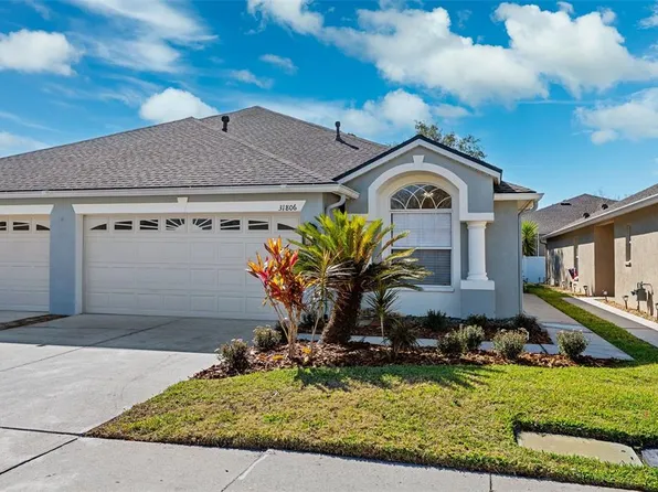 31806 Larkenheath Dr, Wesley Chapel, FL 33543