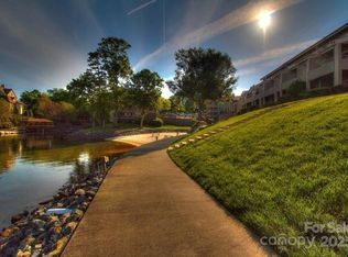 14529 Waterside Dr, Charlotte, NC 28278