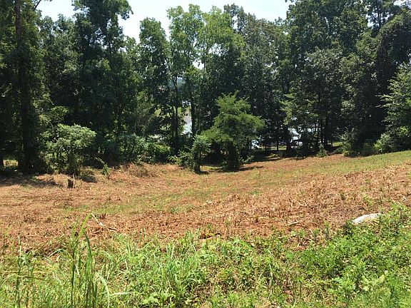 4th image of Colonial Harbor Dr