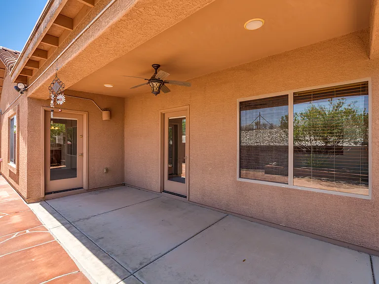 677 W Pizzicato Ln — Photo 42