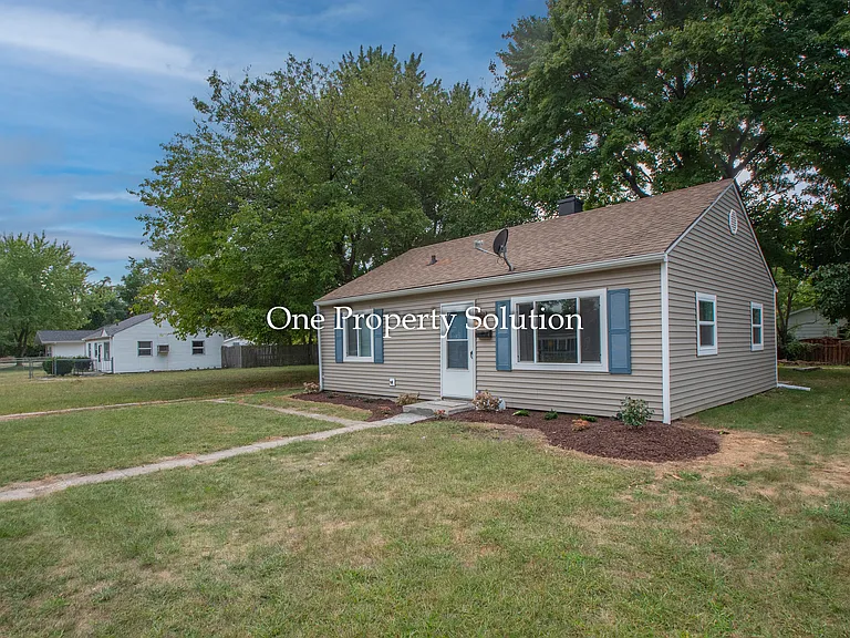 614 N Calumet Ave — Photo 5