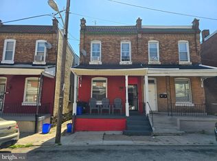 423 N Redfield St, Philadelphia, PA 19151