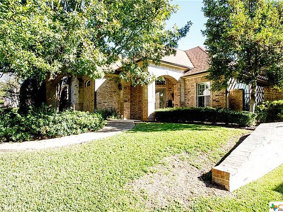 2nd image of 4113 Sunflower Ln