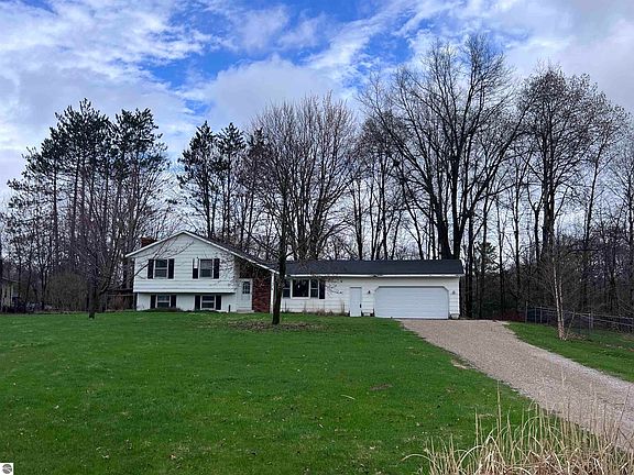 4th image of 8320 W Whispering Pines Cir