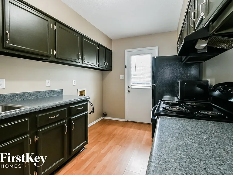6630 Windflower Ln — Photo 8