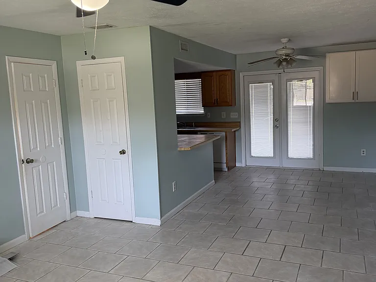 2930 Ormond Ave — Photo 4