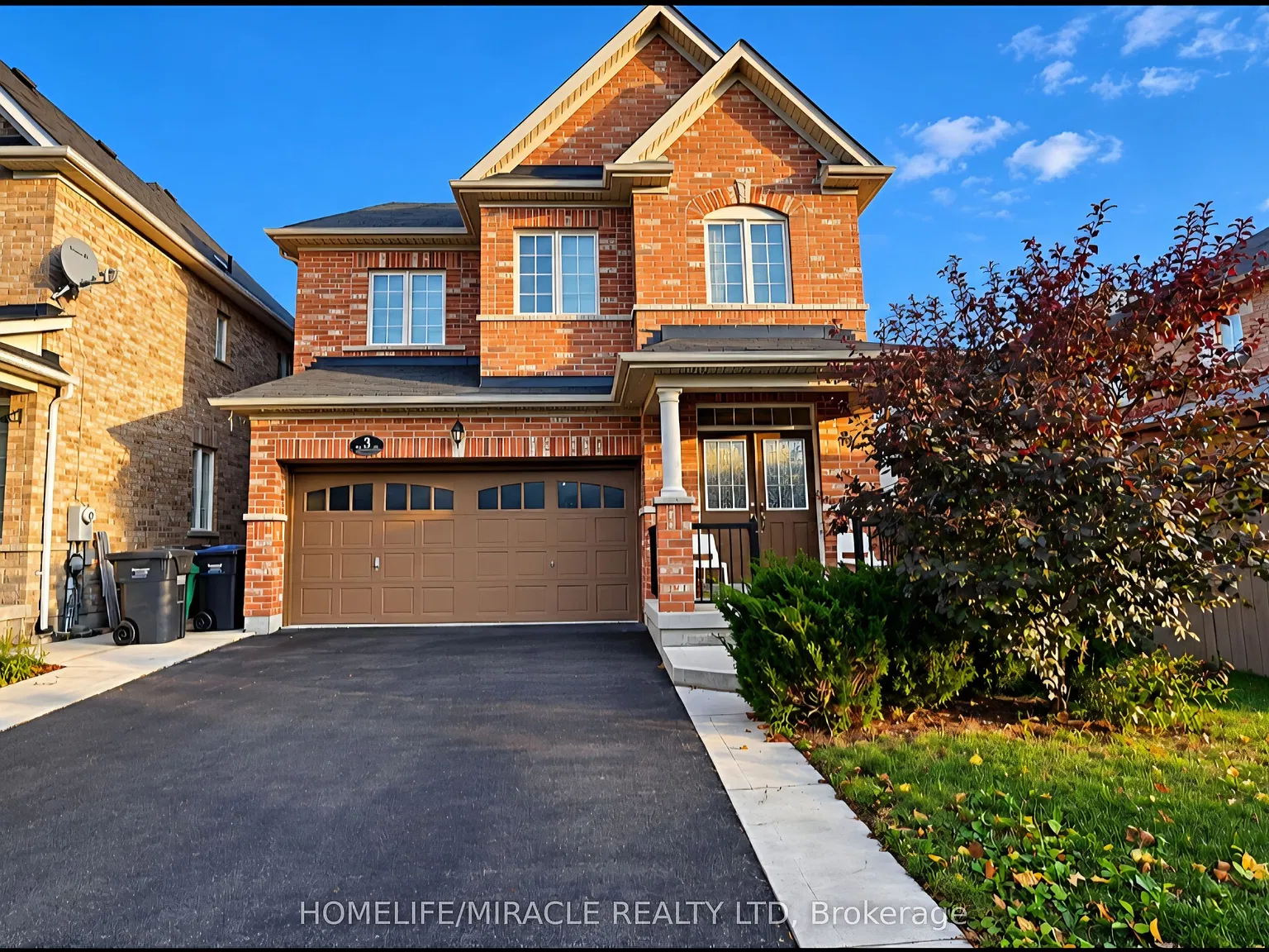 5 bed, $3,100 — Photo 2