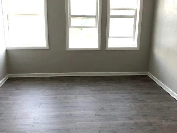 202 W Main Ave #H, Chewelah, WA 99109