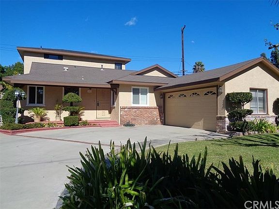 3rd image of 3593 E Hillhaven Dr