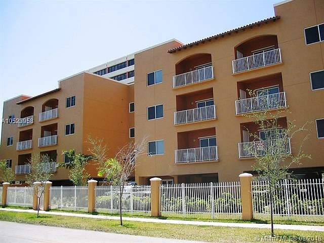 1st image of 1300 NE 109th St APT 407