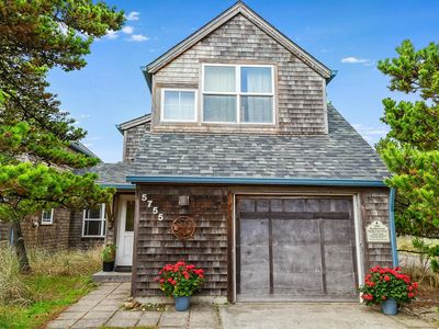 5755 Barefoot Ln, Pacific City, OR, 97135