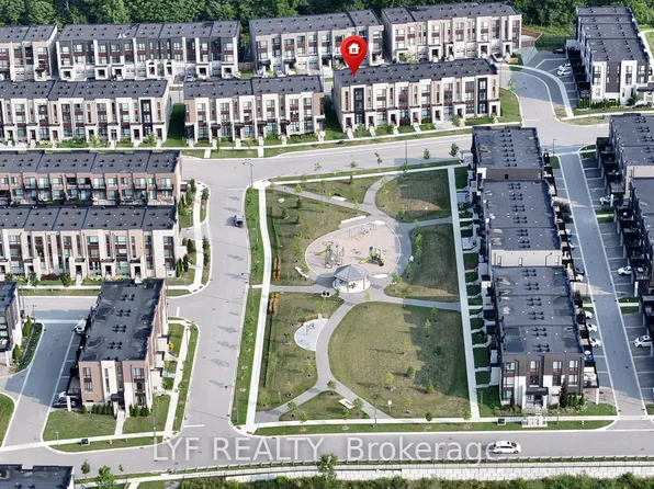 20 Lord Melborne St, Markham, ON L6C 0Z5