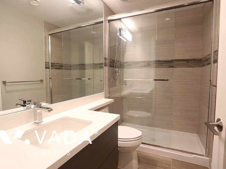 1686 E 56th Ave — Photo 18