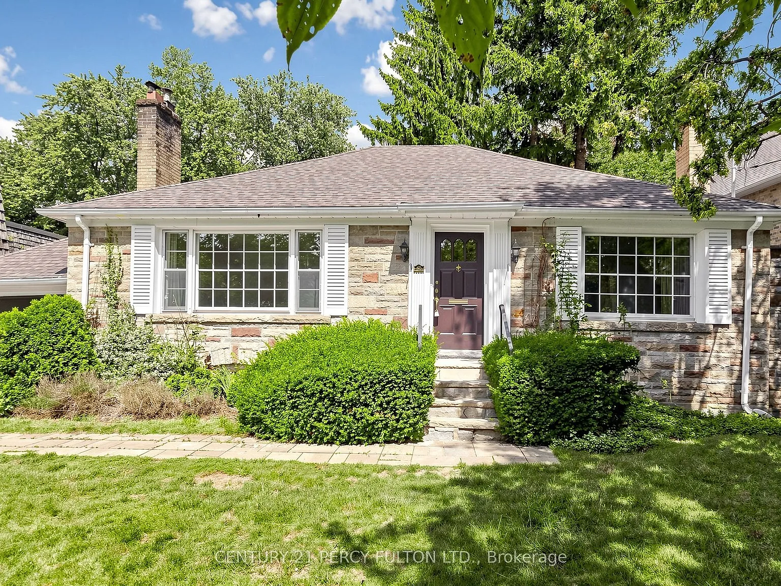 4 bed, $5,400 — Photo 4