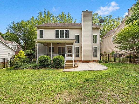5th image of 444 Drayton Hall Blvd