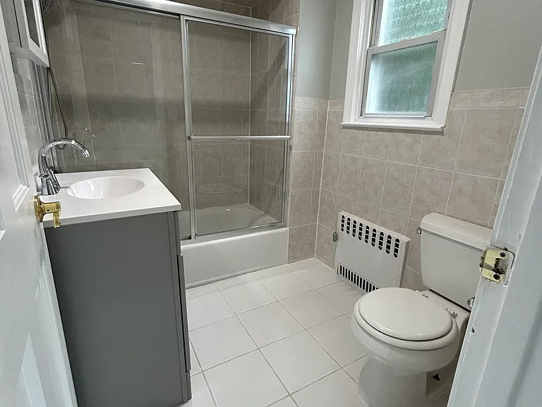 621 Lorraine St #2 — Photo 4