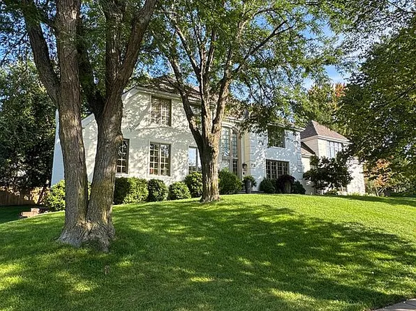 5640 Hickory Crest Rd, Lincoln, NE 68516