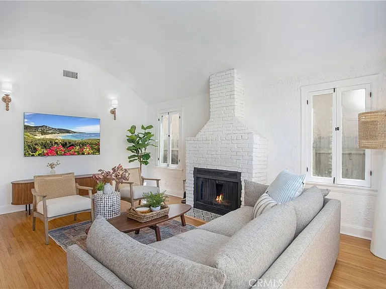 134 Prospect Ave — Photo 3