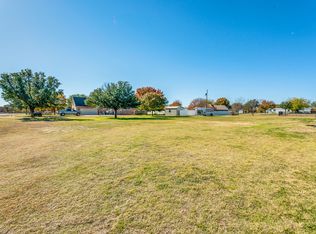 217 Dennis Rd, Lipan, TX 76462