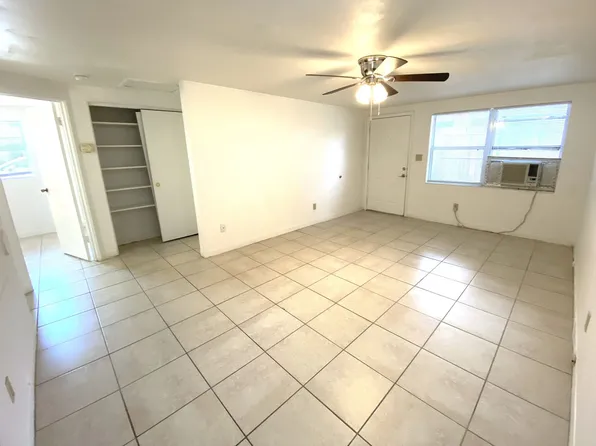 908 SW 6th Ave, Gainesville, FL 32601