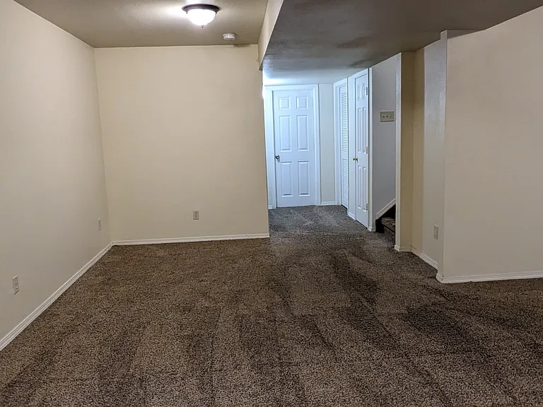 5444 Hicks Dr — Photo 16