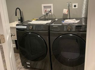 7852 S Kedvale Ave, Chicago, IL 60652