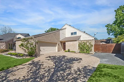 1311 Ambergate Dr Photo 1