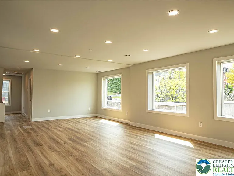 521 Ferry St #PENTHOUSE — Photo 14