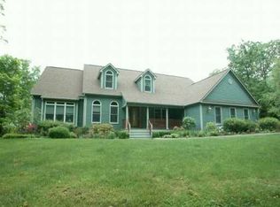 284 Laurelwood Ln, Southbury, CT 06488