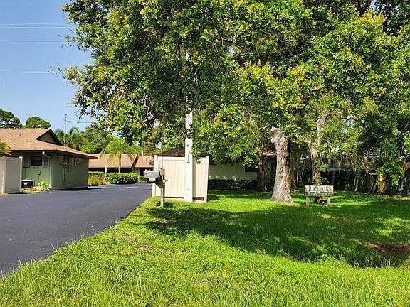 2nd image of 1711 Settlers Dr