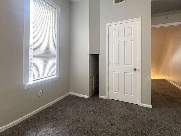 3329 Ridge Avenue — Photo 17