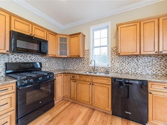 2nd image of 158 Gala Ct