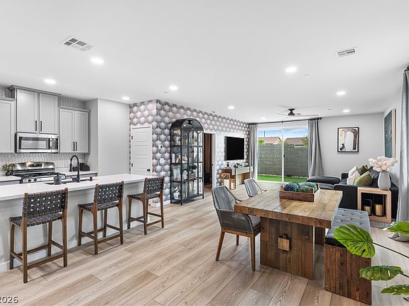 2nd image of 9386 Sequoia Ridge Ave