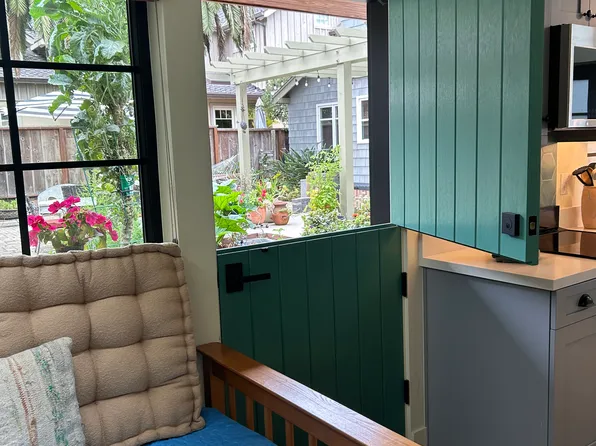 767 Jewell Ave, Pacific Grove, CA 93950