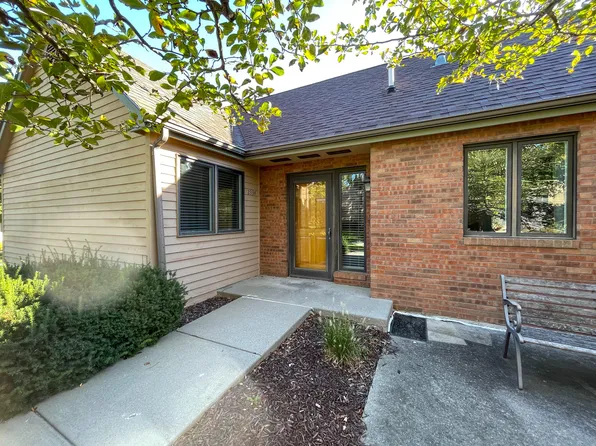 2334 Hamilton Dr, Ames, IA 50014