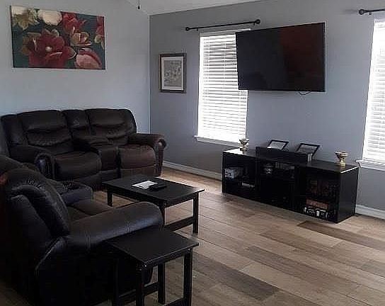 5th image of 2106 Tallow Dr