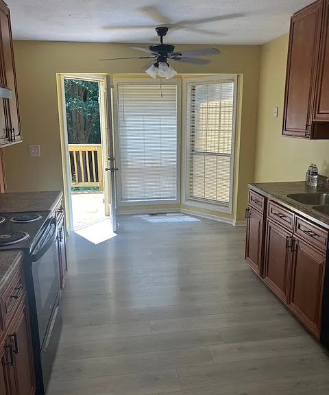 7157 Williamsburg Dr — Photo 17